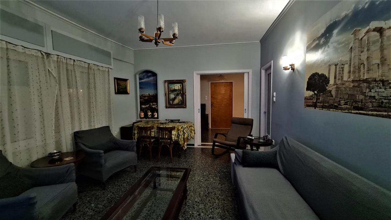Zefyros Super Cool Apartments next to Alimos Riviera Atenas Exterior foto