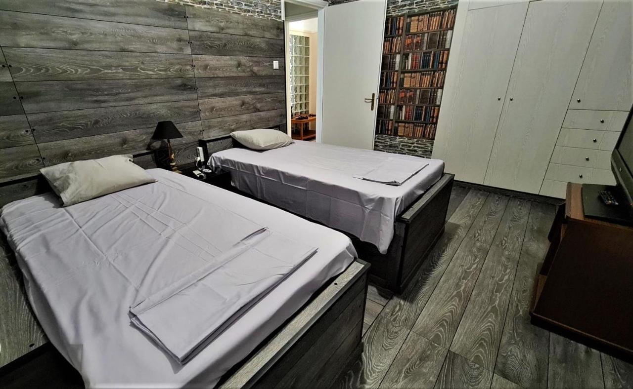 Zefyros Super Cool Apartments next to Alimos Riviera Atenas Exterior foto