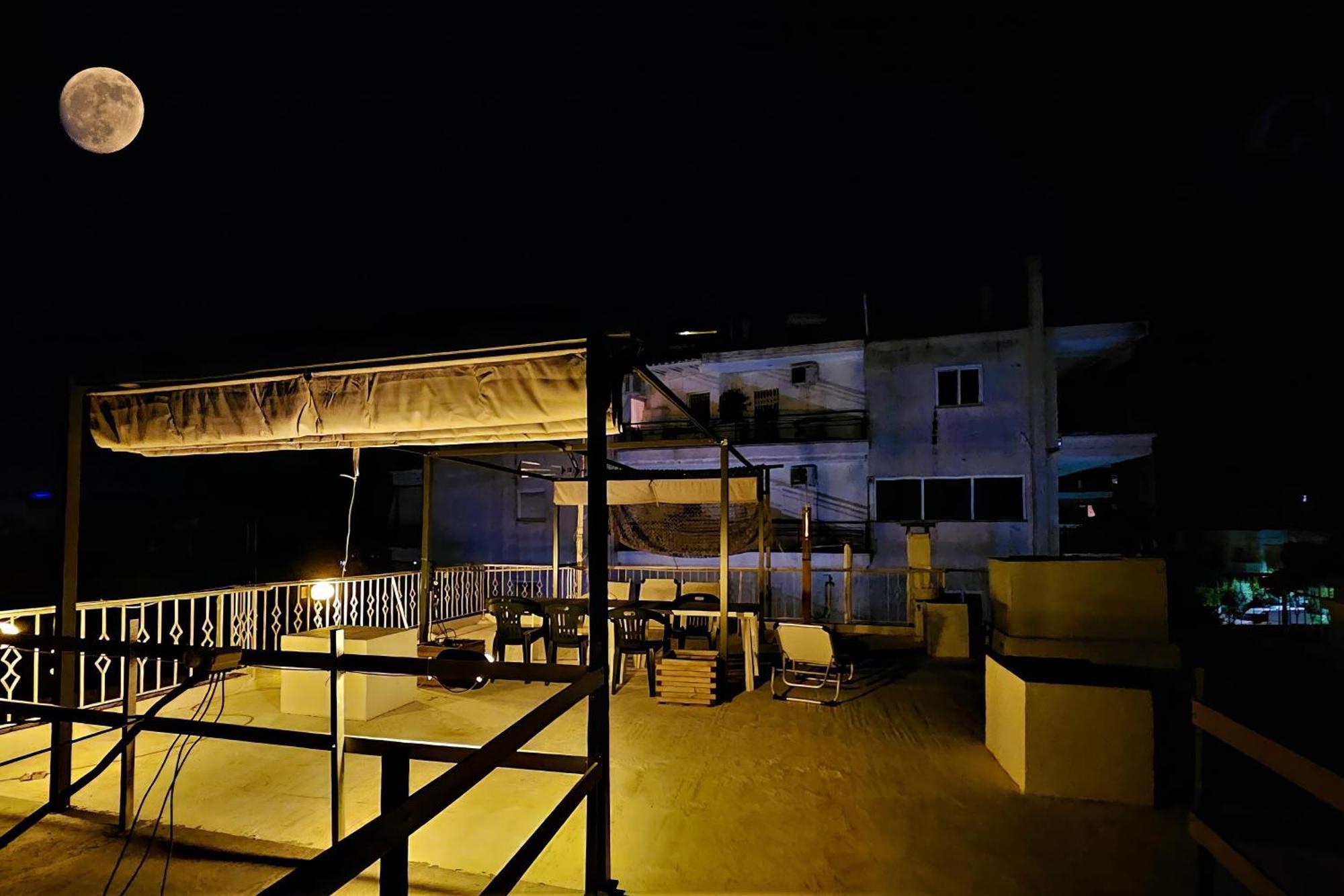 Zefyros Super Cool Apartments next to Alimos Riviera Atenas Exterior foto