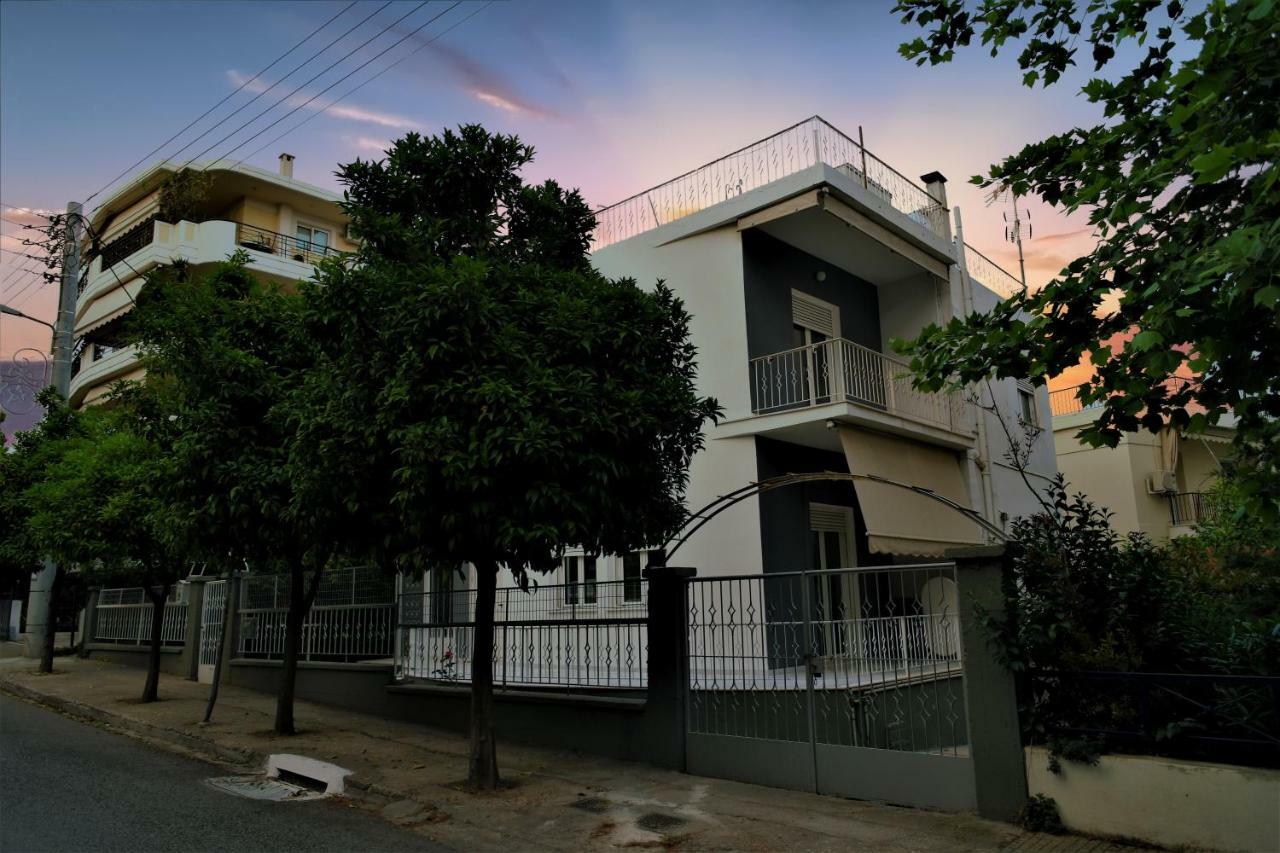 Zefyros Super Cool Apartments next to Alimos Riviera Atenas Exterior foto