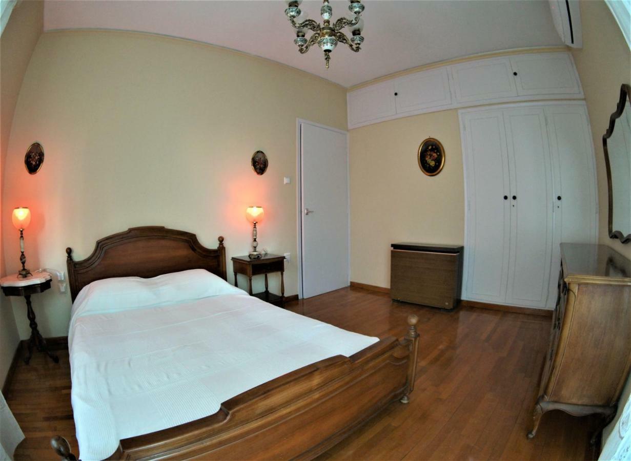 Zefyros Super Cool Apartments next to Alimos Riviera Atenas Exterior foto